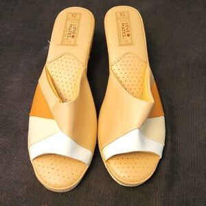 Vintage Love Mates wedge slip on shoes Size 10